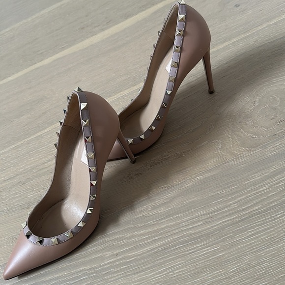 Valentino nude pumps - Picture 2 of 6